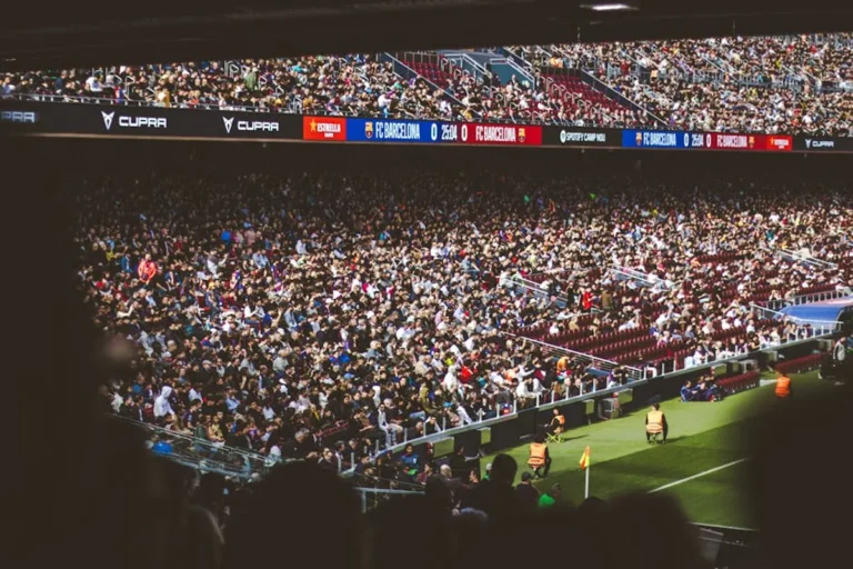 Common Football Betting Mistakes to Avoid
